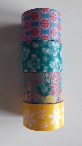 1560959761256-432532488