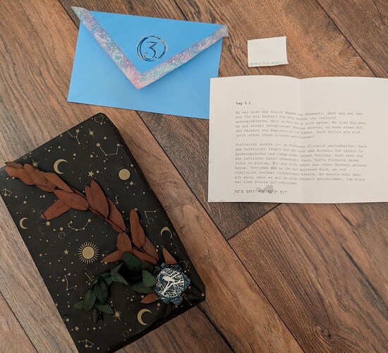 PXL_20251205_213213107~2