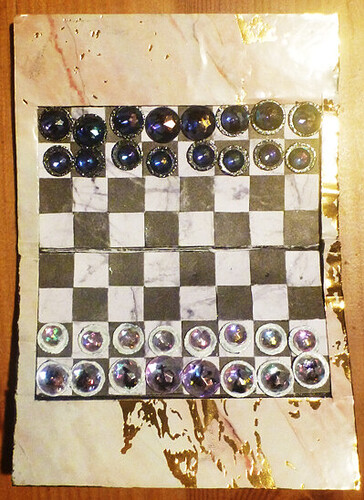 12-24 Schachbrett aufgeklappt