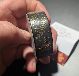 PXL_20251205_195717017.MACRO_FOCUS~2