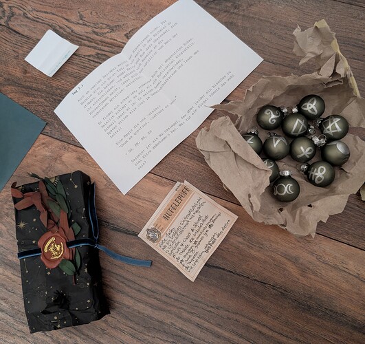 PXL_20251205_211954306~2