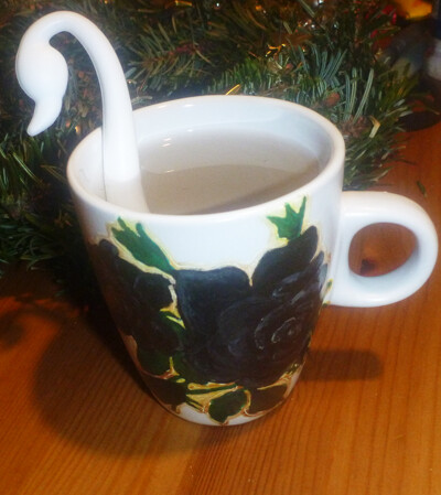 12-05 Tee Becher close-up